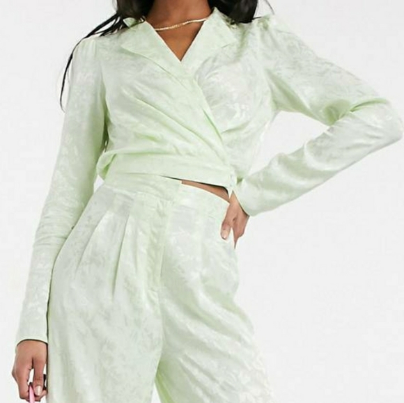 Pastel green cropped top from ASOS - Picture 4 of 4